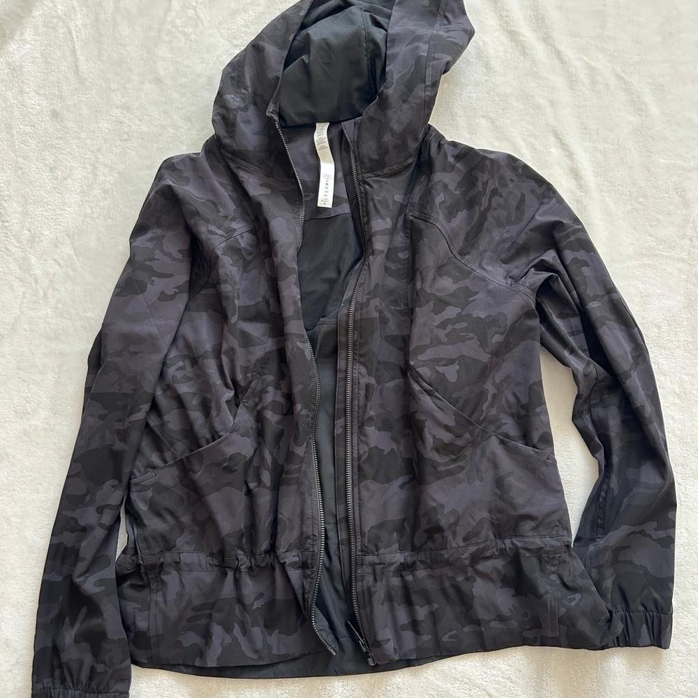 Lululemon Pack It Up Jacket Incognito Camo Multi … - image 1